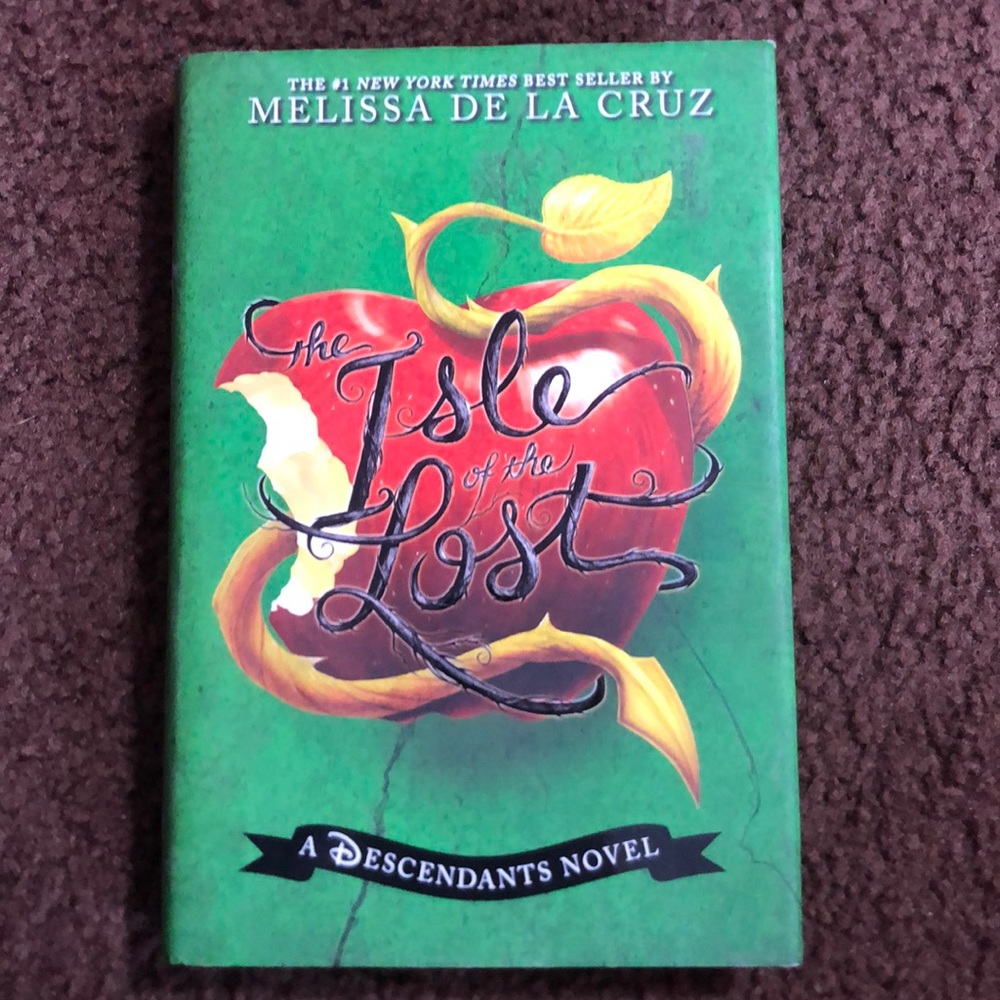 Book: Isle of the Lost By- Melissa De La Cruz